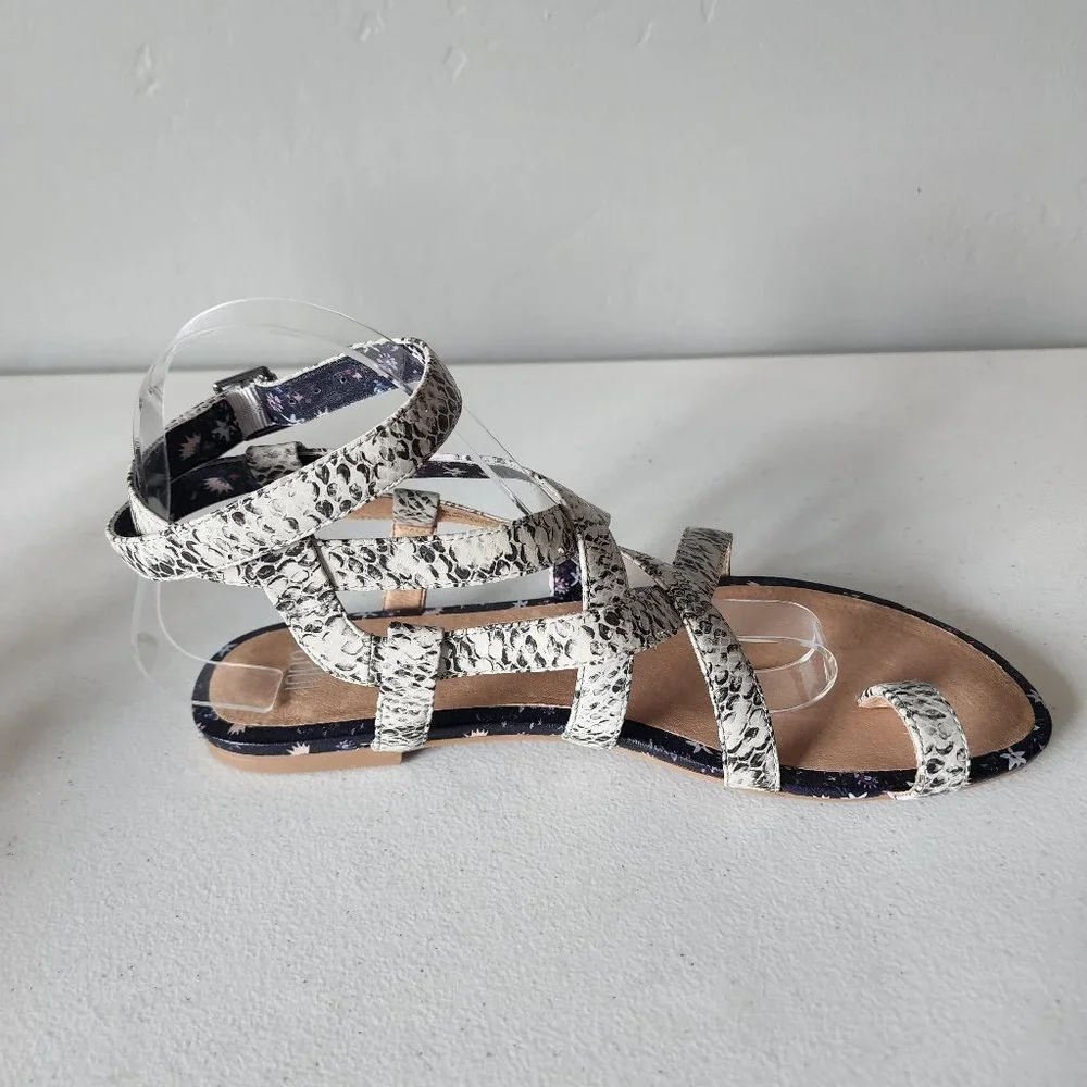 Cabi Sandals "NEW" - Picture 14 of 15